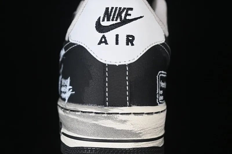 All categories Nk Air Force 1 Air Force series Nk Air Force 1 Low Air Force low-top Nike Air Force 1'07 Low "Graffiti Heartbeat" Hand-painted graffiti Graffiti heartbeat Air Force 1 low-top casual sneakers DB3301-808
